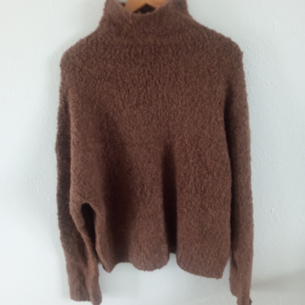 J. CREW Soft Yarn Boucle Turtleneck Sweater In Caramel Brown | M - Picture 5 of 8